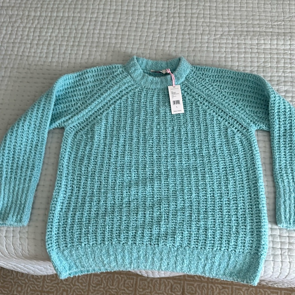 Vineyard Vines chunky, knit sweater in Capri Blue